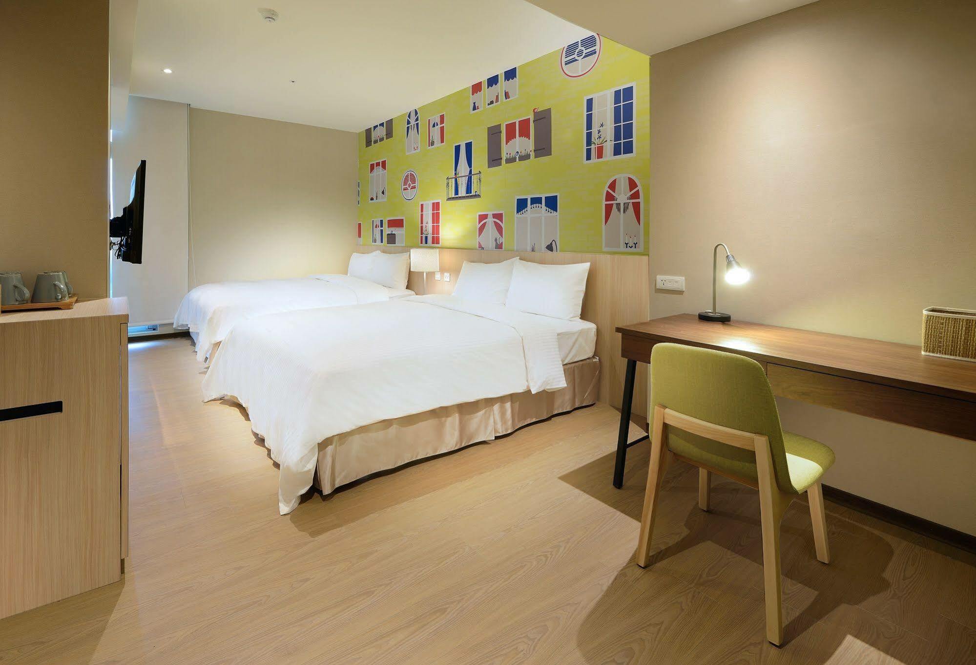 Park City Inn & Hostel Yonghe Exterior photo