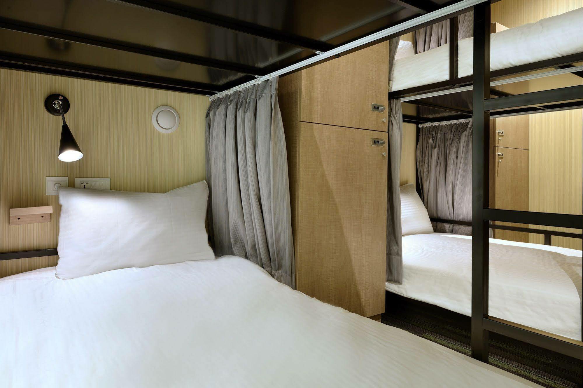 Park City Inn & Hostel Yonghe Exterior photo